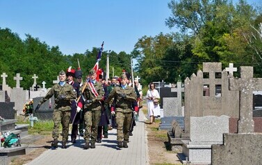 PAMIĘCI BOHATER&Oacute;W - UROCZYSTOŚCI PATRIOTYCZNE W OLEKSOWIE 8