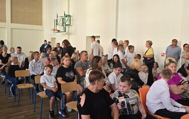 01.09.2026 - NOWY ROK SZKOLNY ROZPOCZĘTY. NAJLEPSI MATURZYŚCI NAGRODZENI 3