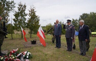 14.09.2026 - UROCZYSTOŚCI PATRIOTYCZNE PRZY POMNIKU KPR. M. OKURZAŁEGO W ZAJEZIERZU 5