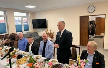 PRZEDŚWIĄTECZNE SPOTKANIE W KLUBIE SENIOR+ W GŁOWACZOWIE 8