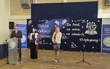 09.10.2026 - &bdquo;ZA TRUD, ZA SERCE, ZA UŚMIECH, DZIĘKUJEMY&rdquo; - DZIEŃ EDUKACJI NARODOWEJ W SOSW W KOZIENICACH 22