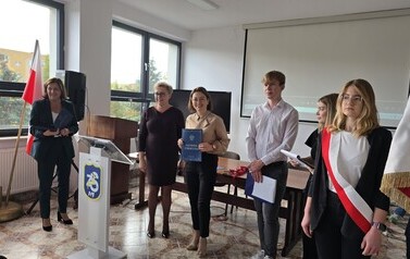 09.10.2026 - ŚWIĘTO NAUCZYCIELI I PRACOWNIK&Oacute;W OŚWIATY W ZS NR 1 W KOZIENICACH 20