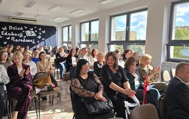 09.10.2026 - ŚWIĘTO NAUCZYCIELI I PRACOWNIK&Oacute;W OŚWIATY W ZS NR 1 W KOZIENICACH 25