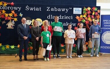 27.10.2026 - &bdquo;KOLOROWY ŚWIAT ZABAWY&rdquo; PODSUMOWANIE PROJEKTU I OTWARCIE NOWEGO PLACU ZABAW W SOSW W KOZIENICACH 26