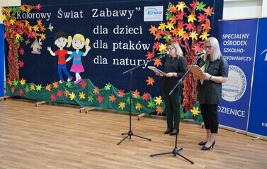 27.10.2026 - &bdquo;KOLOROWY ŚWIAT ZABAWY&rdquo; PODSUMOWANIE PROJEKTU I OTWARCIE NOWEGO PLACU ZABAW W SOSW W KOZIENICACH 34