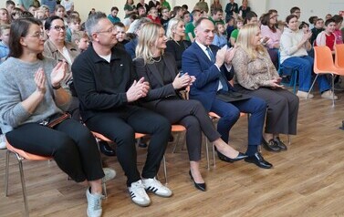 27.10.2026 - &bdquo;KOLOROWY ŚWIAT ZABAWY&rdquo; PODSUMOWANIE PROJEKTU I OTWARCIE NOWEGO PLACU ZABAW W SOSW W KOZIENICACH 39