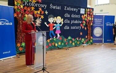 27.10.2026 - &bdquo;KOLOROWY ŚWIAT ZABAWY&rdquo; PODSUMOWANIE PROJEKTU I OTWARCIE NOWEGO PLACU ZABAW W SOSW W KOZIENICACH 41