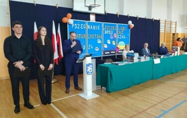 UROCZYSTE ZAKOŃCZENIE ROKU SZKOLNEGO 2023/2024 KLAS MATURALNYCH W ZS NR 1 W KOZIENICACH 7