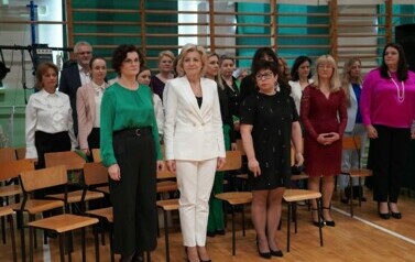 MATURZYŚCI Z &bdquo;ZIELONEGO&rdquo; ZAKOŃCZYLI ROK SZKOLNY 11