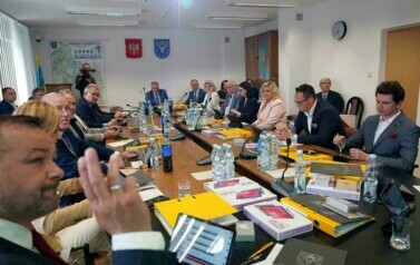 WŁADZE POWIATU KOZIENICKIEGO WYBRANE 2
