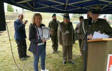 UROCZYSTOŚĆ PATRIOTYCZNA W ZAJEZIERZU 1