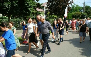 "OSIEMNASTKA" W DRODZE NA JASNĄ G&Oacute;RĘ 7