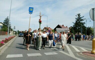 "OSIEMNASTKA" W DRODZE NA JASNĄ G&Oacute;RĘ 8