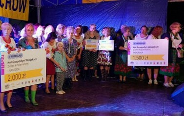 V PRZEGLĄD KGW ZIEMI KOZIENICKIEJ W PRL-OWSKIEJ ODSŁONIE 1