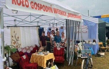 V PRZEGLĄD KGW ZIEMI KOZIENICKIEJ W PRL-OWSKIEJ ODSŁONIE 8