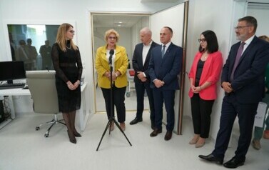 OTWARCIE NOWEJ PRACOWNI REZONANSU MAGNETYCZNEGO PRZY SP ZZOZ 4