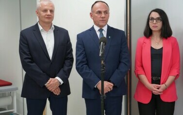 OTWARCIE NOWEJ PRACOWNI REZONANSU MAGNETYCZNEGO PRZY SP ZZOZ 5