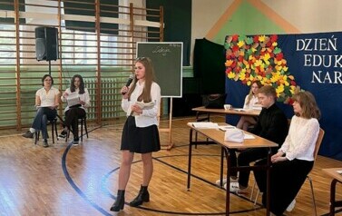 DZIEŃ EDUKACJI NARODOWEJ W &bdquo;ZIELONYM&rdquo; LO 2