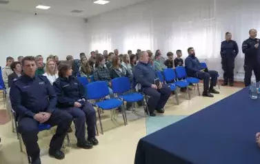 DEBATA INAUGURACYJNA &bdquo;BEZPIECZEŃSTWO PRIORYTETEM NUMER JEDEN&rdquo; 7