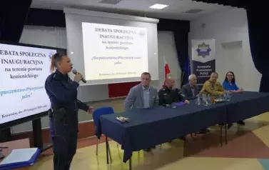 DEBATA INAUGURACYJNA &bdquo;BEZPIECZEŃSTWO PRIORYTETEM NUMER JEDEN&rdquo; 8