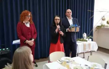 SPOTKANIE WIGILIJNE W WARSZTACIE TERAPII ZAJĘCIOWEJ W PRZEWOZIE 6