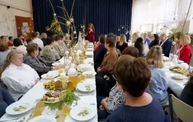 SPOTKANIE WIGILIJNE W WARSZTACIE TERAPII ZAJĘCIOWEJ W PRZEWOZIE 10