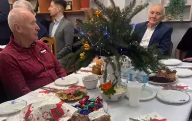 &bdquo;PODZIELMY SIĘ OPŁATKIEM, CHLEBEM POKOJU I NIEBA...&rdquo; 3