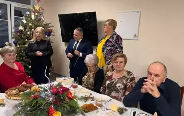 &bdquo;BOŻE NARODZENIE TO CZAS, W KT&Oacute;RYM DOMY  ROZŚWIETLAJĄ SIĘ ŚWIATŁEM ŻYCZLIWOŚCI, MIŁOŚCI I POKOJU&hellip;&rdquo; 2
