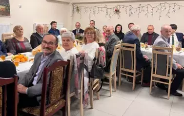 &bdquo;BOŻE NARODZENIE TO CZAS, W KT&Oacute;RYM DOMY  ROZŚWIETLAJĄ SIĘ ŚWIATŁEM ŻYCZLIWOŚCI, MIŁOŚCI I POKOJU&hellip;&rdquo; 4