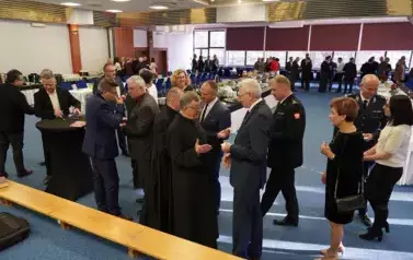 ŻYCZENIA ŚWIĄTECZNE W ENEA WYTWARZANIE 1