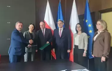PONAD 6,5 MLN ZŁ DLA POWIATU KOZIENICKIEGO NA TERMOMODERNIZACJĘ ZESPOŁU SZK&Oacute;Ł NR 1 W KOZIENICACH 3