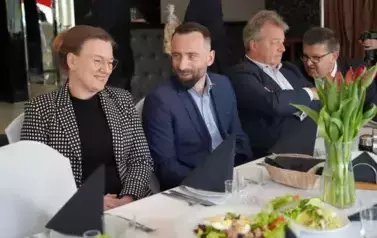 SPOTKANIE ŚWIĄTECZNE &bdquo;ENERGICZNYCH EMERYT&Oacute;W&rdquo; 4