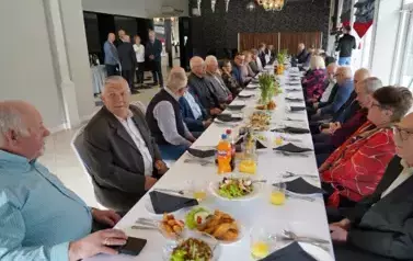 SPOTKANIE ŚWIĄTECZNE &bdquo;ENERGICZNYCH EMERYT&Oacute;W&rdquo; 24