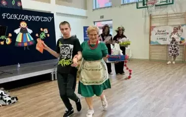 SERCE FOLKLORU ZABIŁO W SOSW W KOZIENICACH 1