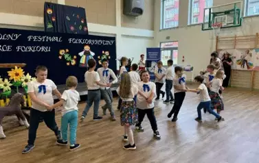 SERCE FOLKLORU ZABIŁO W SOSW W KOZIENICACH 10