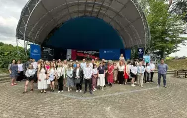 MŁODZIEŻ OHP ŚWIĘTOWAŁA ZAKOŃCZENIE ROKU  NAD JEZIOREM W KOZIENICACH 1
