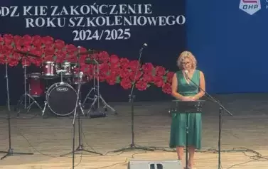 MŁODZIEŻ OHP ŚWIĘTOWAŁA ZAKOŃCZENIE ROKU  NAD JEZIOREM W KOZIENICACH 14
