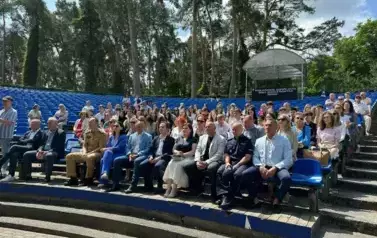 MŁODZIEŻ OHP ŚWIĘTOWAŁA ZAKOŃCZENIE ROKU  NAD JEZIOREM W KOZIENICACH 22