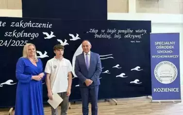 Z UŚMIECHEM KU WAKACJOM &ndash; ZAKOŃCZENIE ROKU W SOSW W KOZIENICACH 8