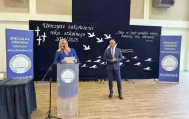 Z UŚMIECHEM KU WAKACJOM &ndash; ZAKOŃCZENIE ROKU W SOSW W KOZIENICACH 10