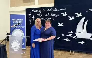 Z UŚMIECHEM KU WAKACJOM &ndash; ZAKOŃCZENIE ROKU W SOSW W KOZIENICACH 14