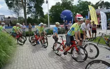 KOLARSKI SPEKTAKL W POWIECIE KOZIENICKIM 27