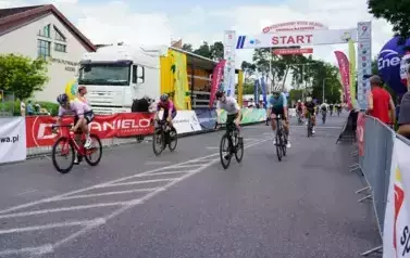 KOLARSKI SPEKTAKL W POWIECIE KOZIENICKIM 44