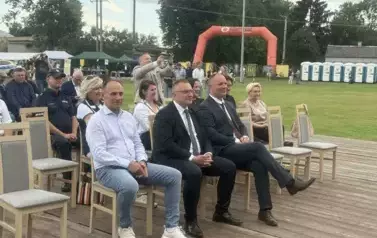 PIŁKARSKIE EMOCJE PODCZAS DNI MIASTA I GMINY GŁOWACZ&Oacute;W 1