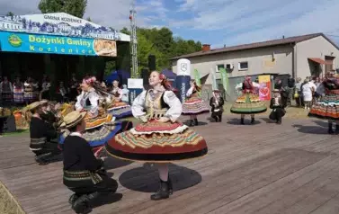ŚWIĘTO PLON&Oacute;W W BRZEŹNICY &ndash; DOŻYNKI GMINY KOZIENICE 2025 3