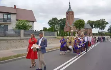 ŚWIĘTO PLON&Oacute;W W BRZEŹNICY &ndash; DOŻYNKI GMINY KOZIENICE 2025 45