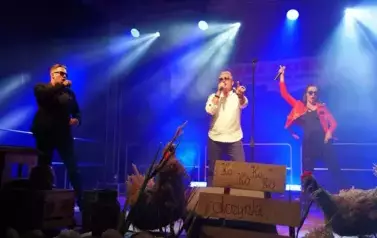 Z SZACUNKIEM DLA CHLEBA, Z DUMĄ O ROLNIKACH 4