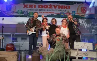 Z SZACUNKIEM DLA CHLEBA, Z DUMĄ O ROLNIKACH 10