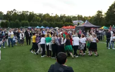 Z SZACUNKIEM DLA CHLEBA, Z DUMĄ O ROLNIKACH 11
