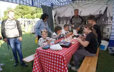 Z SZACUNKIEM DLA CHLEBA, Z DUMĄ O ROLNIKACH 32